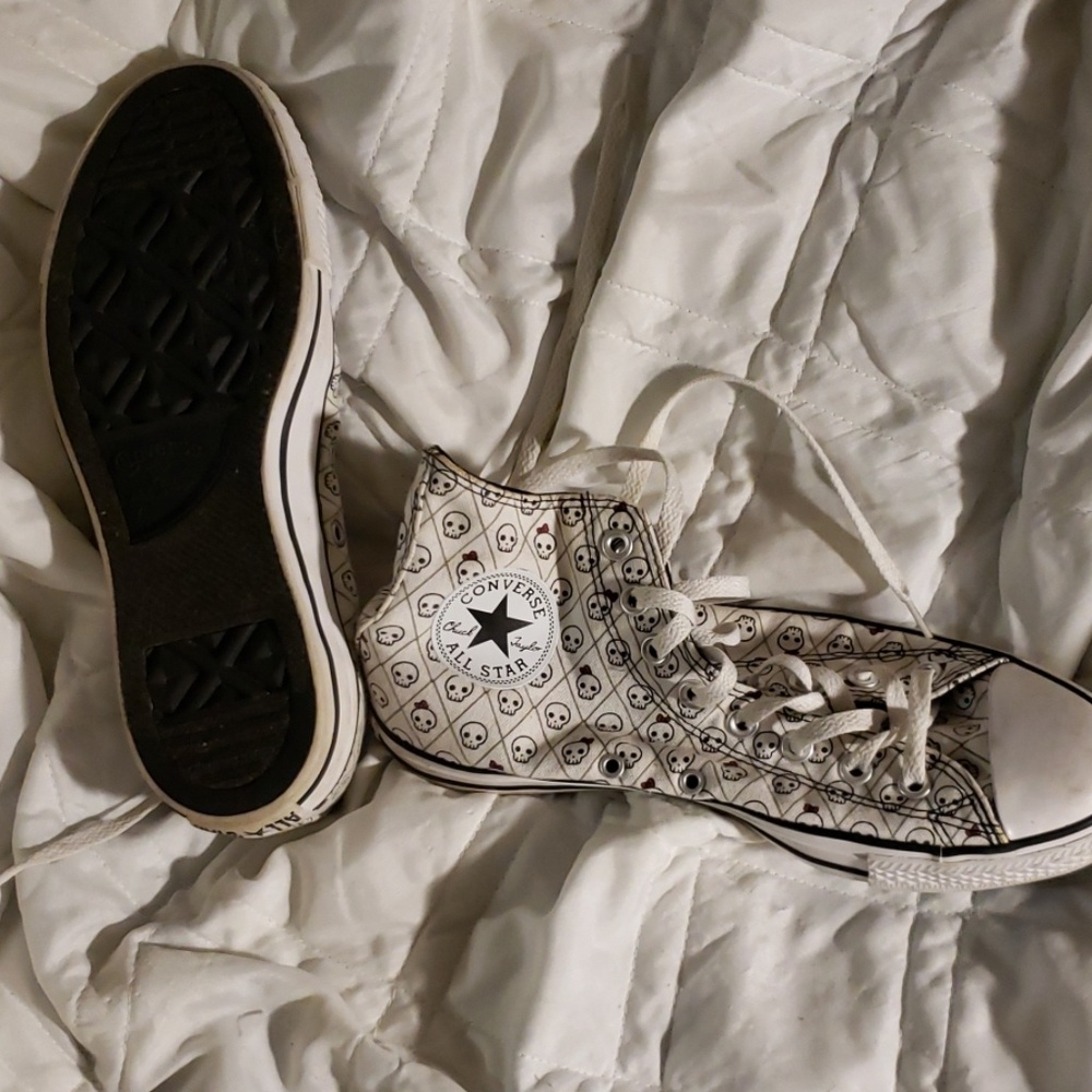 Converse High tops